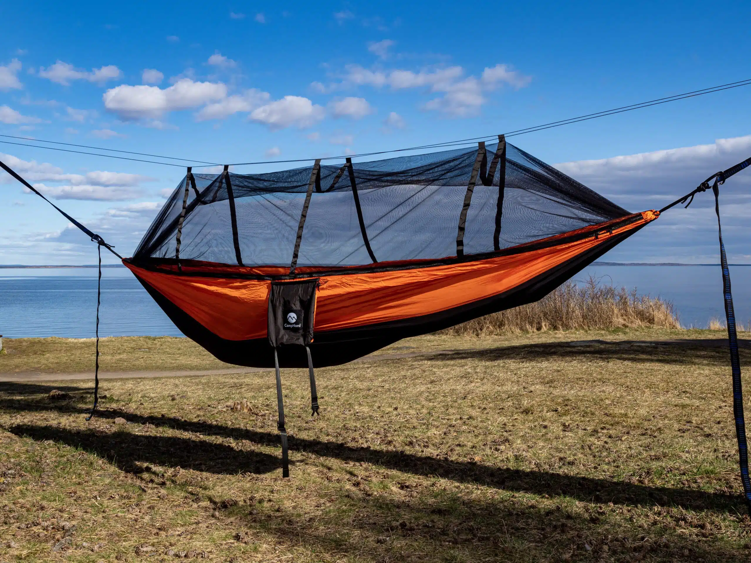 Bilde av en hengekøye med myggnetting - Campnord Nettbutikk - Friluftsliv